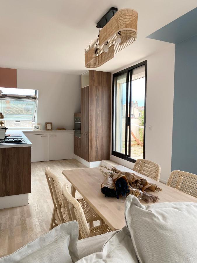 Hyper Centre Avec Terrasse A Tourny Apartment Бордо Екстериор снимка